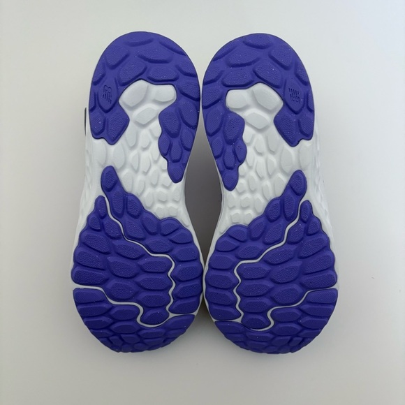 Kids New Balance Fresh Foam Arishi Sneakers Shoes 2 1/2 WIDE Brand New In Box - Picture 5 of 6